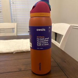 Owala FreeSip Insulated Stainless Steel Gemstone Chic 40oz